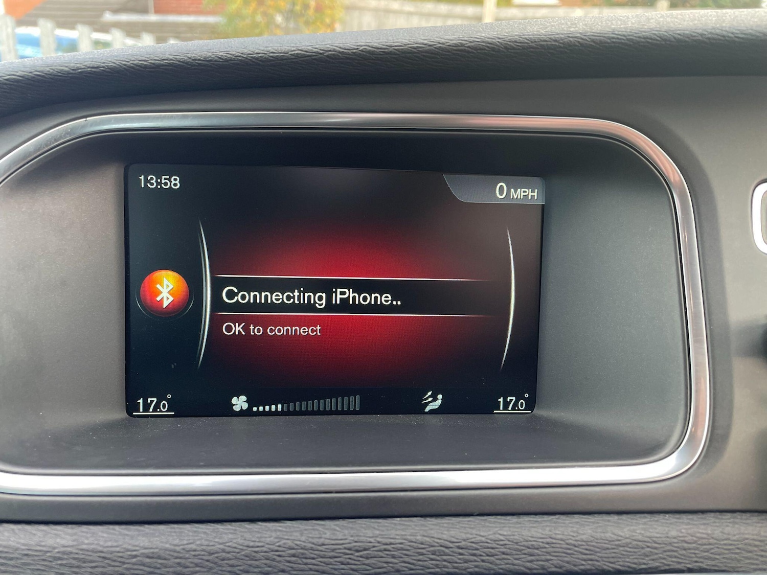 Used Volvo V40 2025 for sale - 76619975: Photo 30