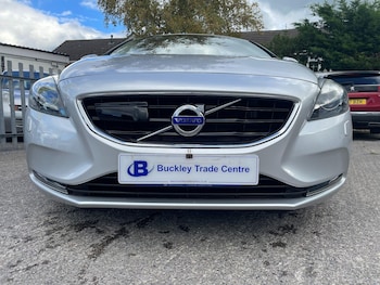 Used Volvo V40 2015 for sale - 76619975: Photo