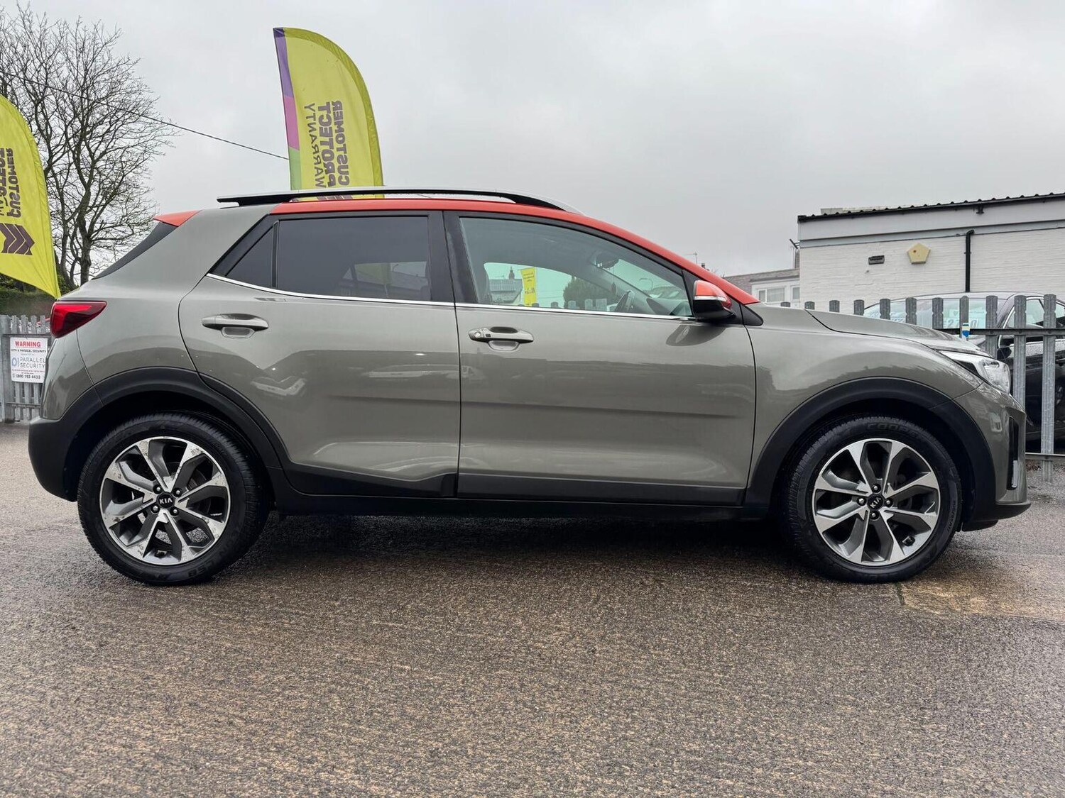 Used Kia Stonic 2018 for sale - 78149885: Photo 6