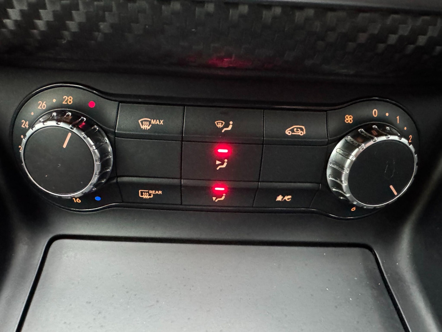 Used Mercedes-Benz A-Class 2014 for sale - 77120021: Photo 24