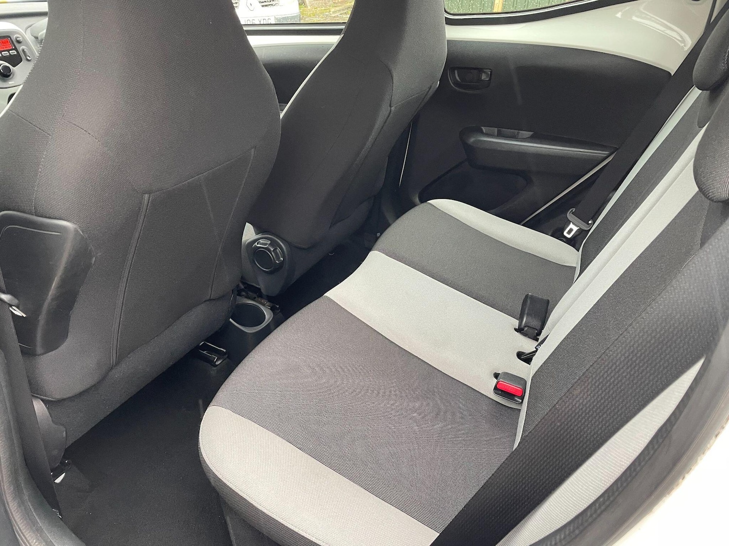 Used Toyota AYGO 2015 for sale - 76349147: Photo 15