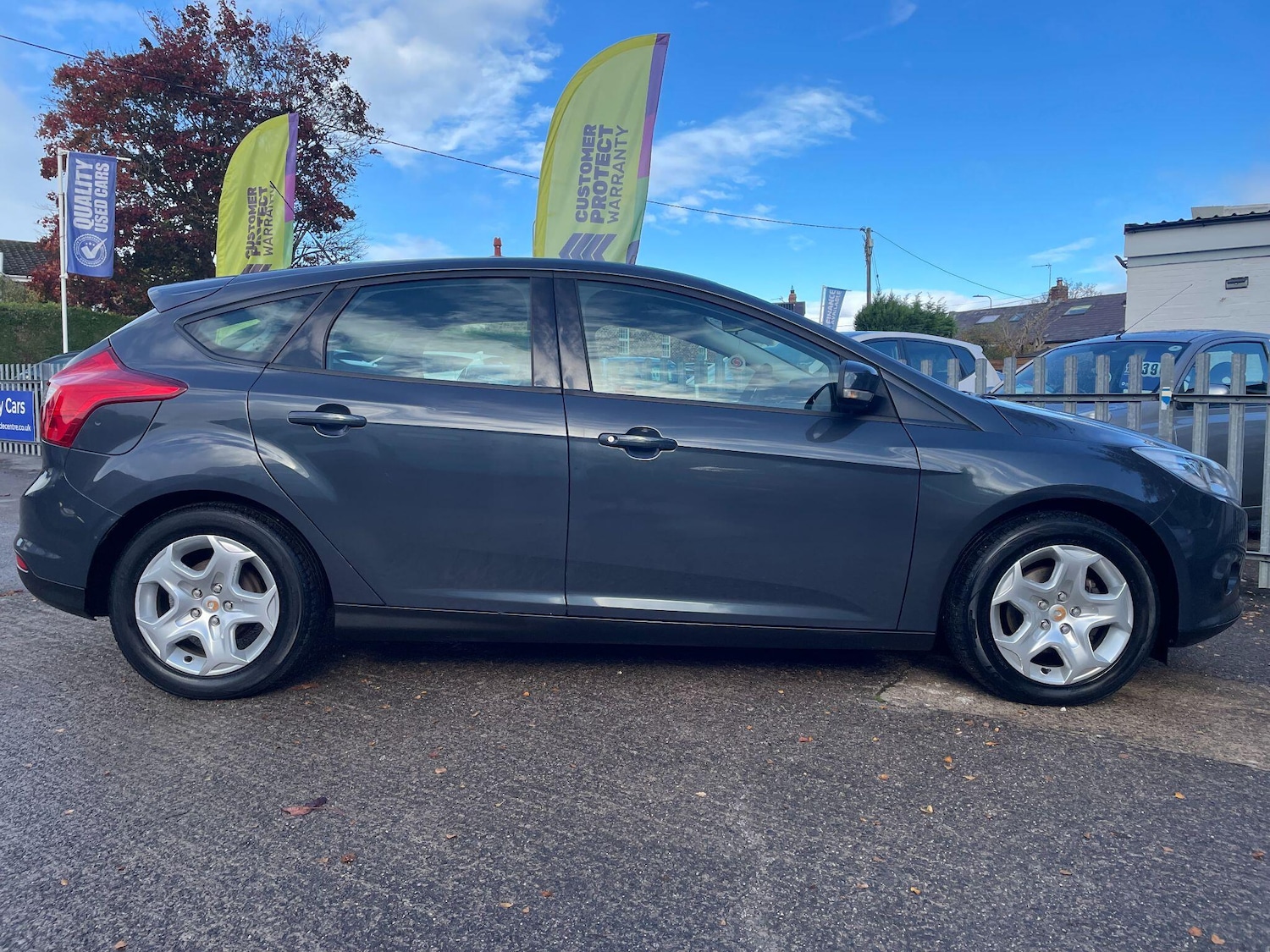 Used Ford Focus 2011 for sale - 76349499: Photo 6