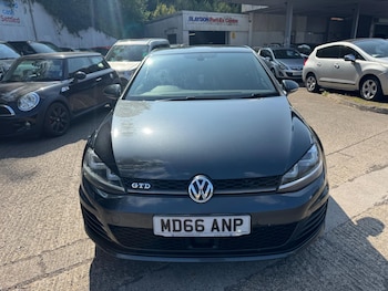 Used Volkswagen Golf 2016 for sale - 75588228: Photo