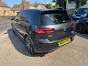 Used Volkswagen Golf 2016 for sale - 75588228: Photo