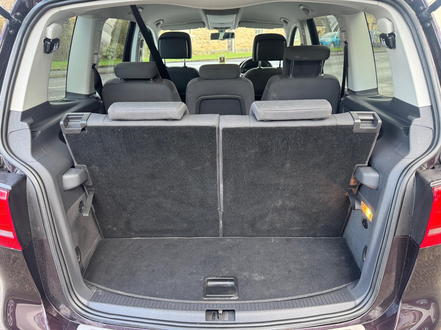 Used Volkswagen Touran 2013 for sale - 77203349: Photo 23