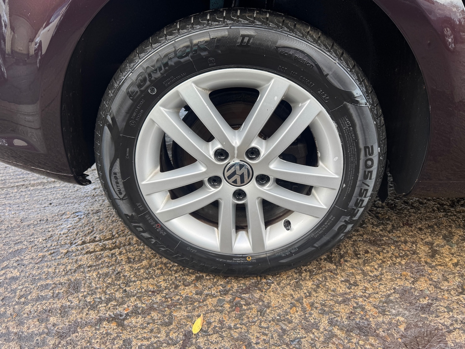 Used Volkswagen Touran 2013 for sale - 77203349: Photo 4