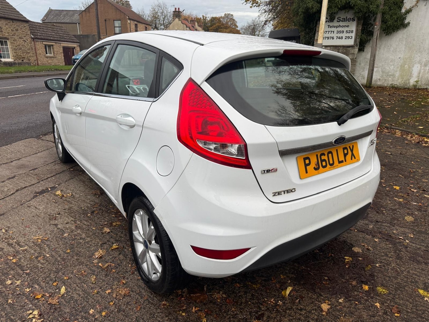 Used Ford Fiesta 2010 for sale - 76498474: Photo 11