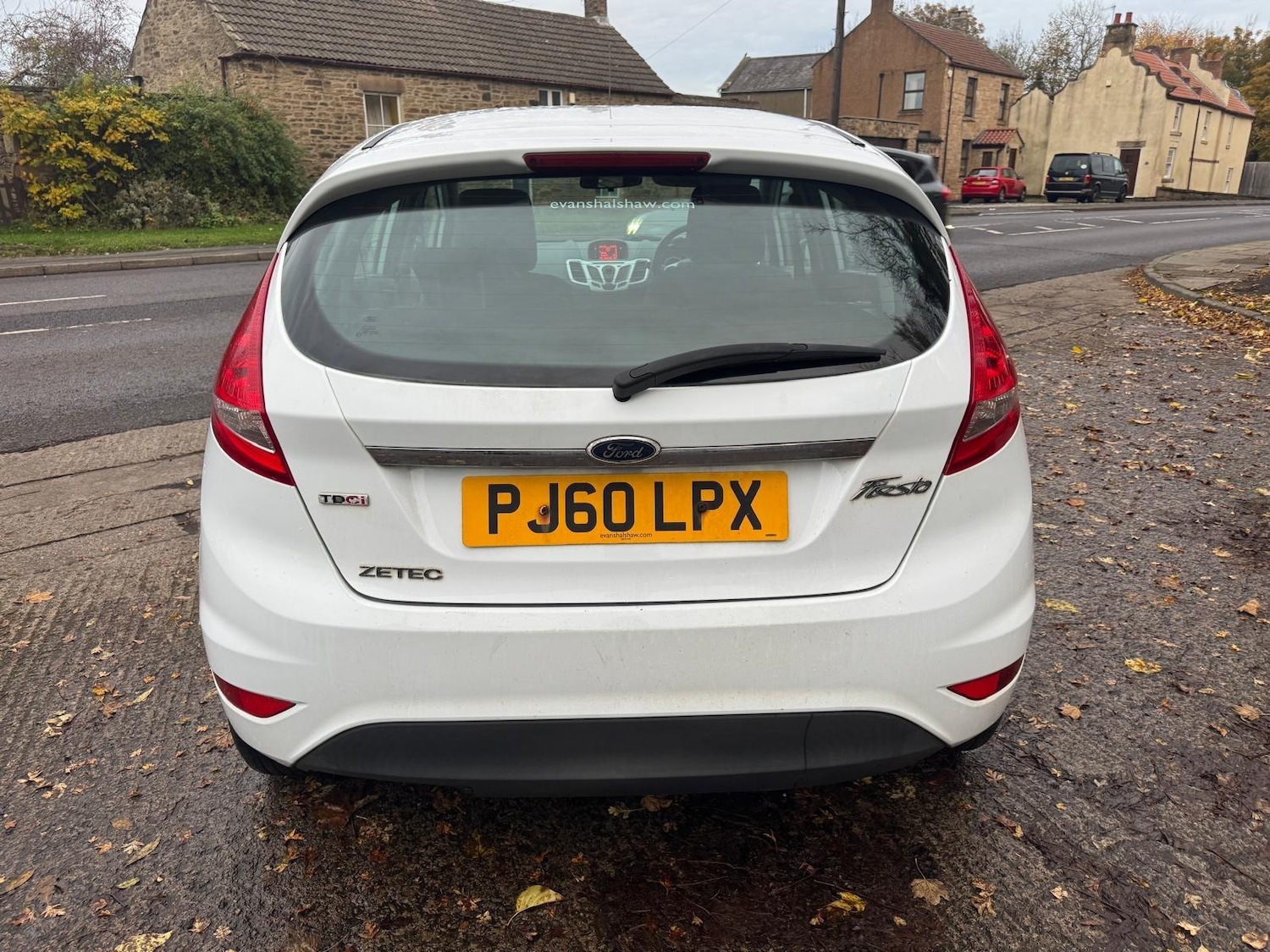 Used Ford Fiesta 2010 for sale - 76498474: Photo 15