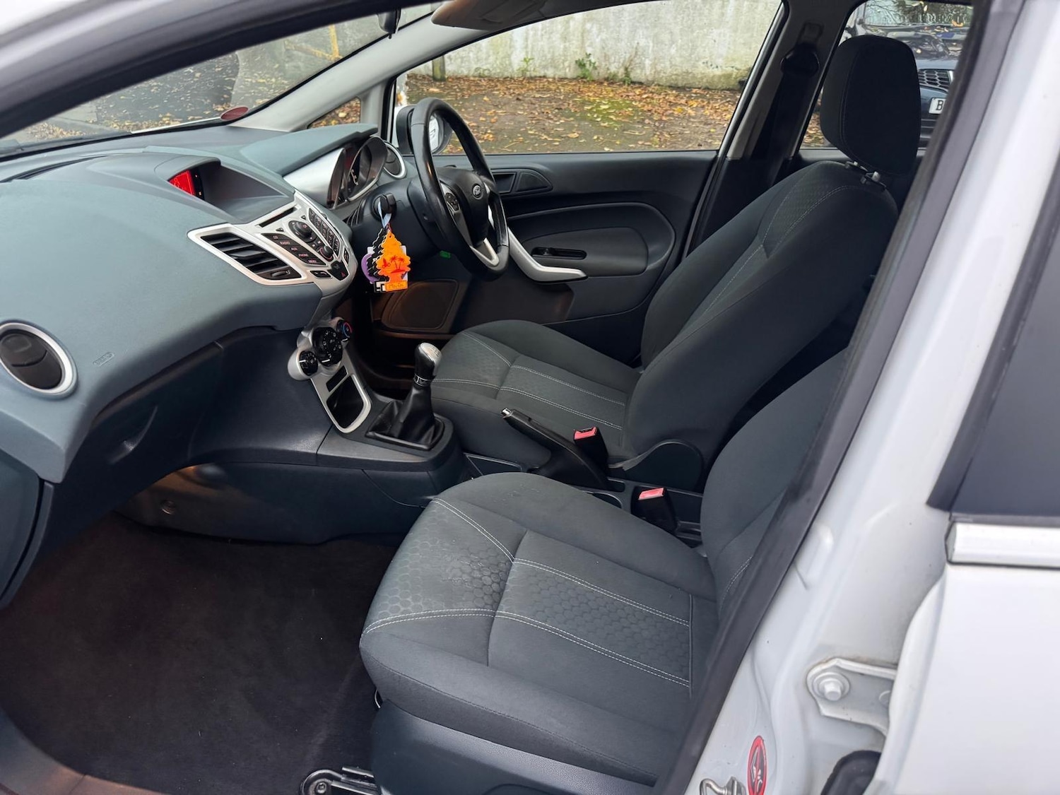 Used Ford Fiesta 2010 for sale - 76498474: Photo 7