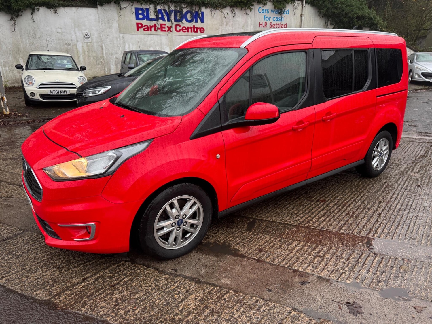 Used Ford Grand Tourneo Connect 2021 for sale - 76772071: Photo 1