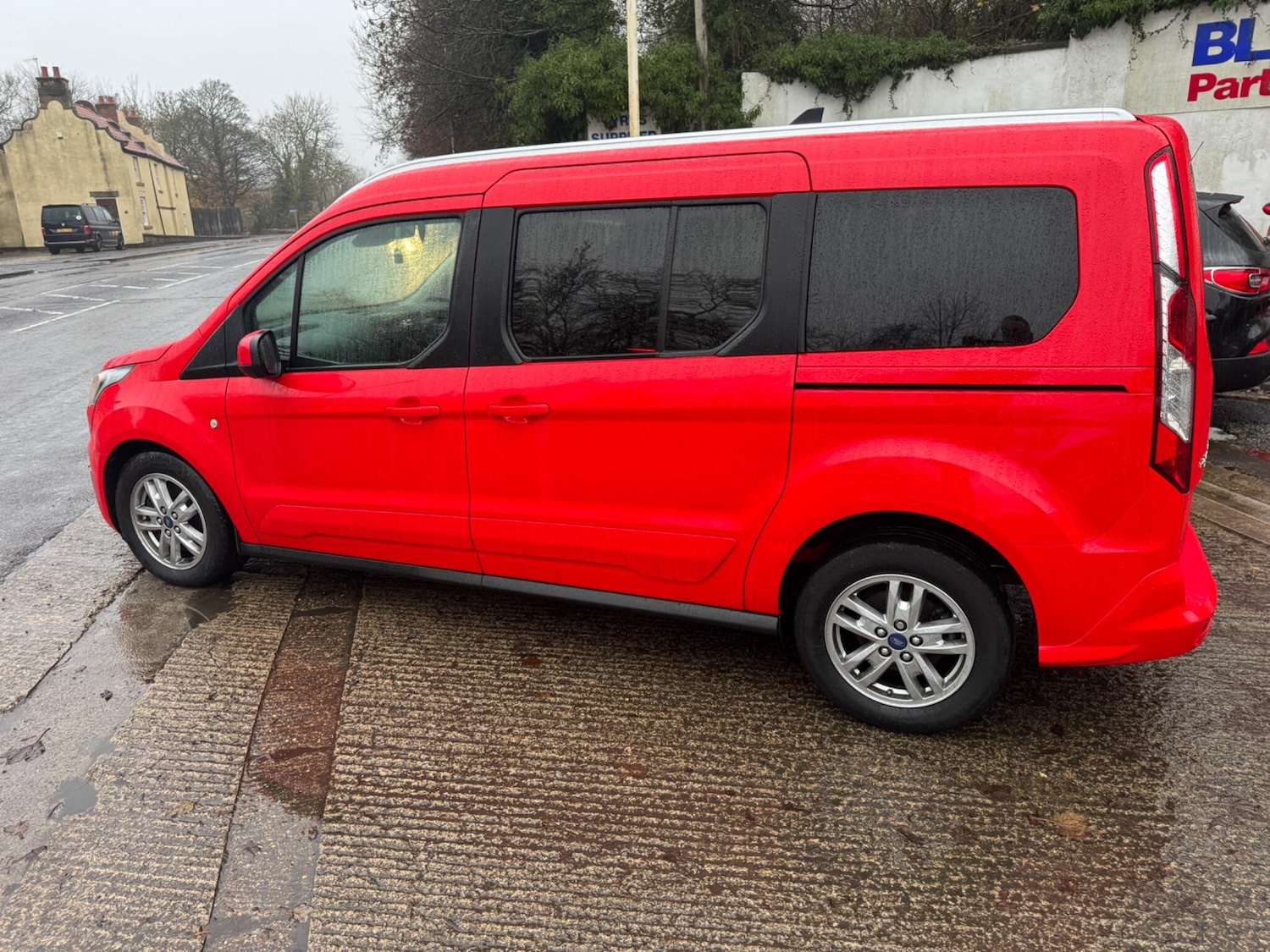 Used Ford Grand Tourneo Connect 2021 for sale - 76772071: Photo 18