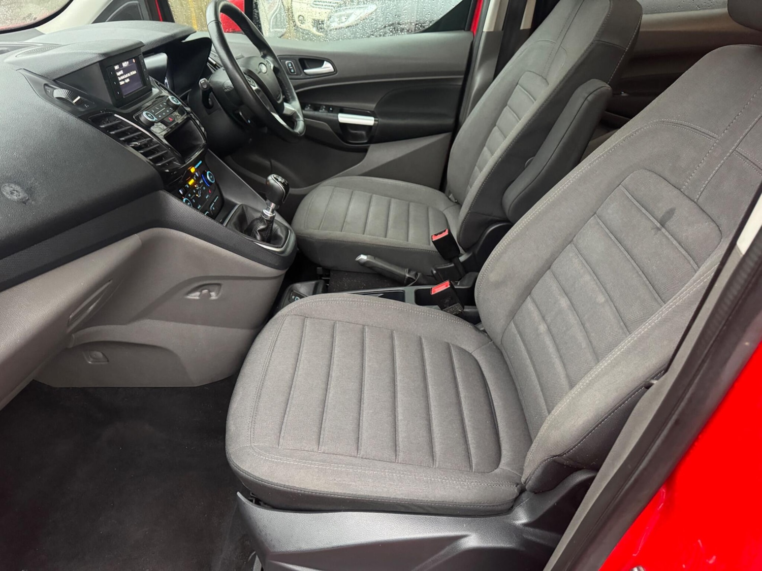 Used Ford Grand Tourneo Connect 2021 for sale - 76772071: Photo 7