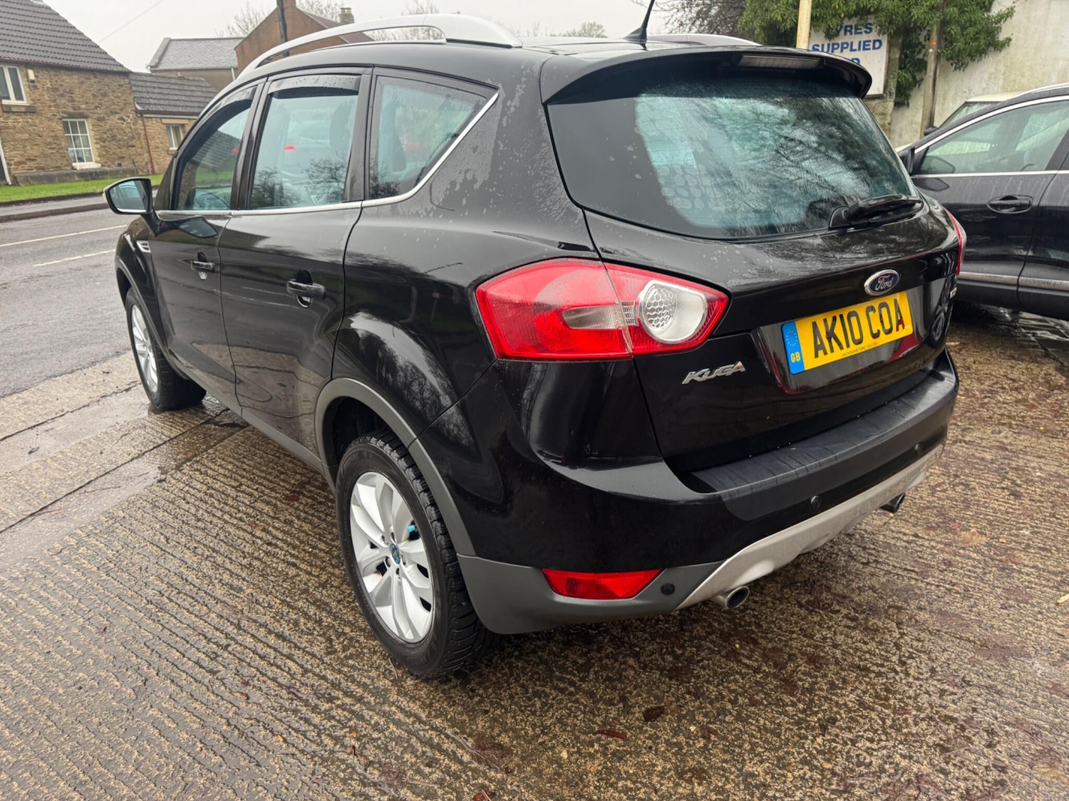 Used Ford Kuga 2010 for sale - 76780961: Photo 4
