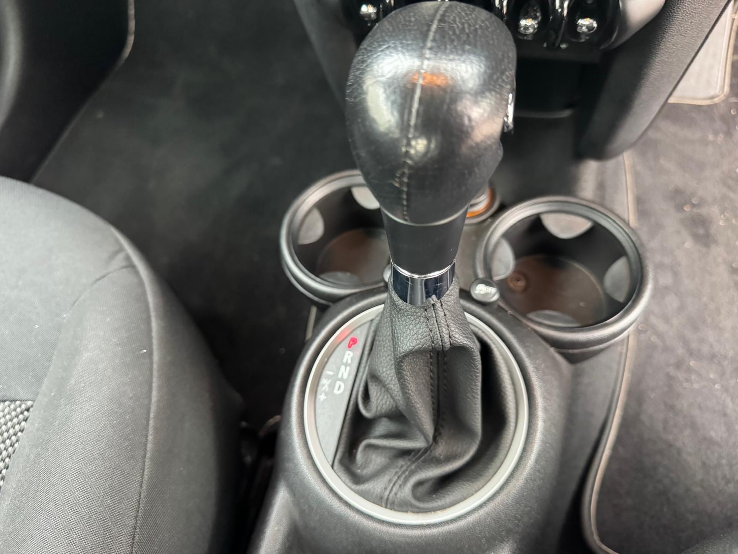 Used MINI Hatch 2010 for sale - 77629288: Photo 12