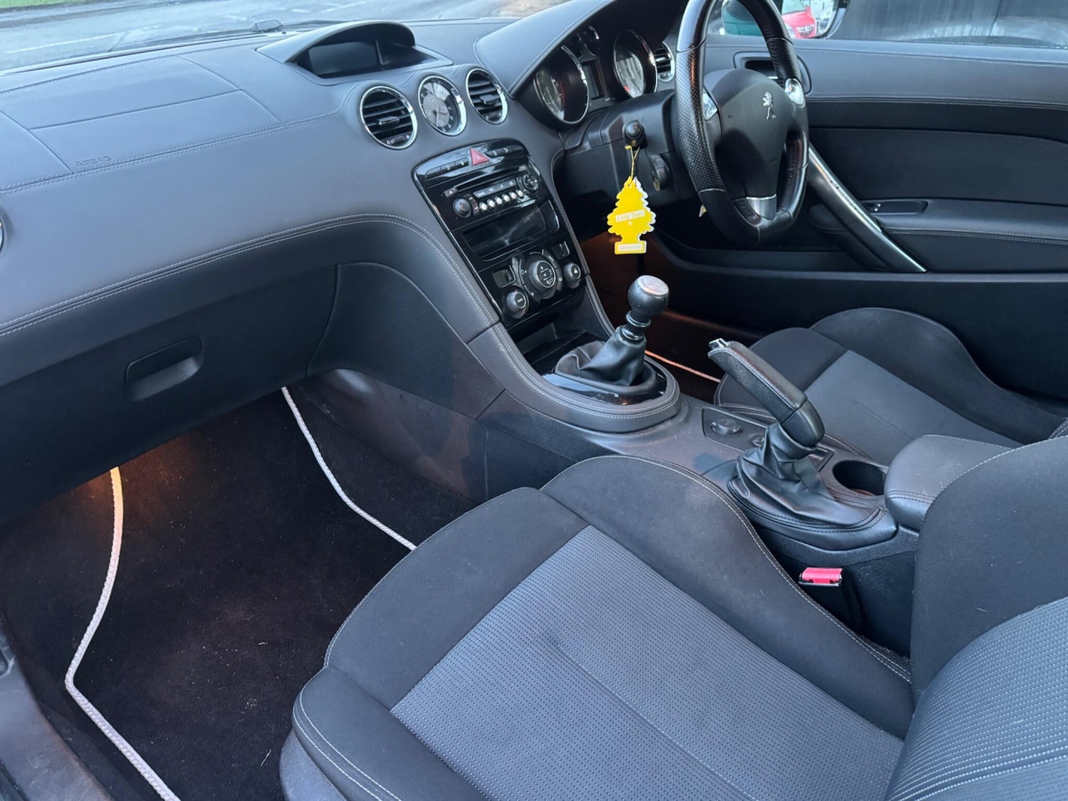 Used Peugeot RCZ 2014 for sale - 76802111: Photo 7