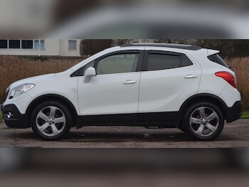 (64) - 1.7 CDTi SE 4WD Euro 5 (s/s) 5dr