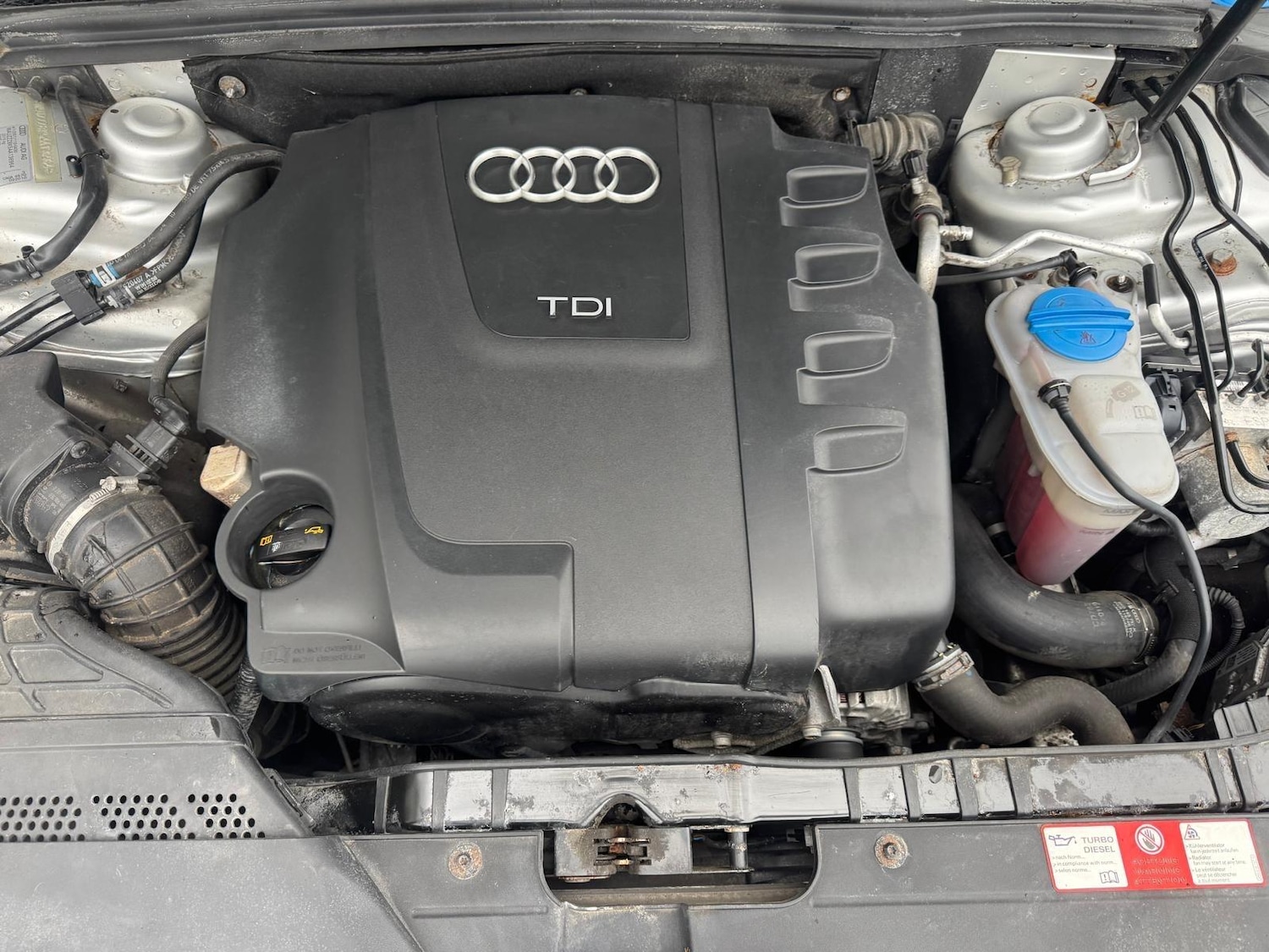 Used Audi A4 2010 for sale - 77144289: Photo 9