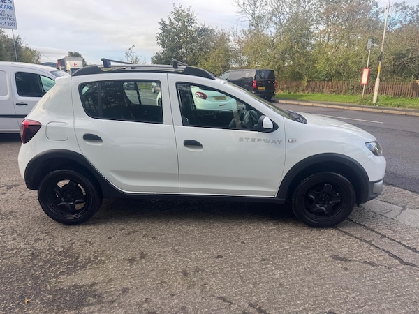 Used Dacia Sandero Stepway 2016 for sale - 76189084: Photo 13