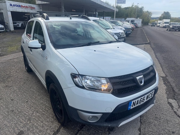 Used Dacia Sandero Stepway 2016 for sale - 76189084: Photo 1