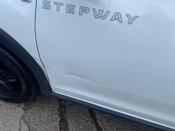 Used Dacia Sandero Stepway 2016 for sale - 76189084: Photo 20