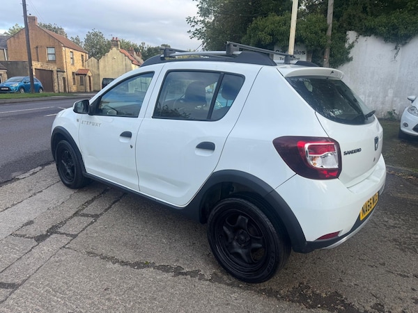 Used Dacia Sandero Stepway 2016 for sale - 76189084: Photo 4