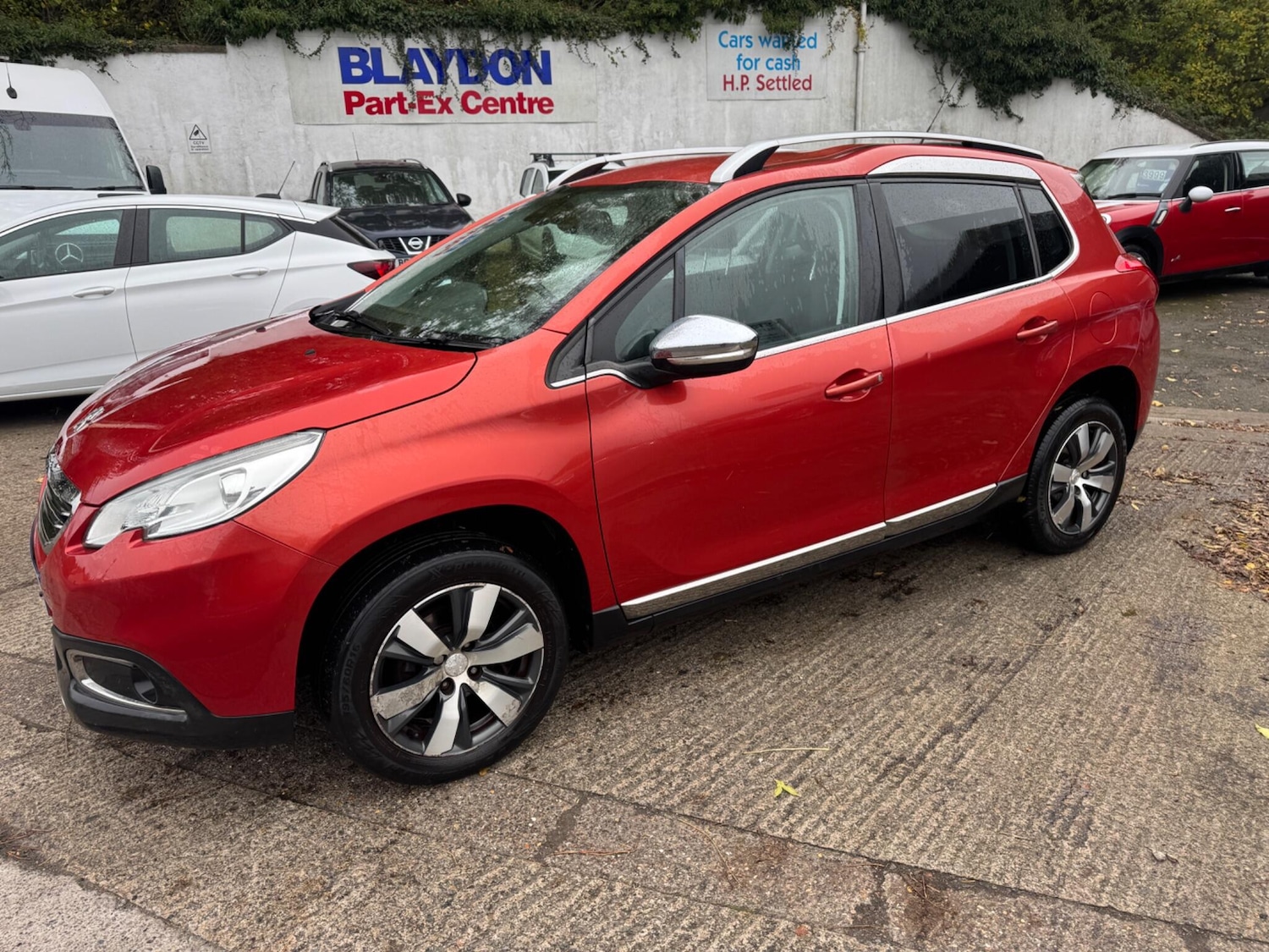 Used Peugeot 2008 2015 for sale - 76370465: Photo 9
