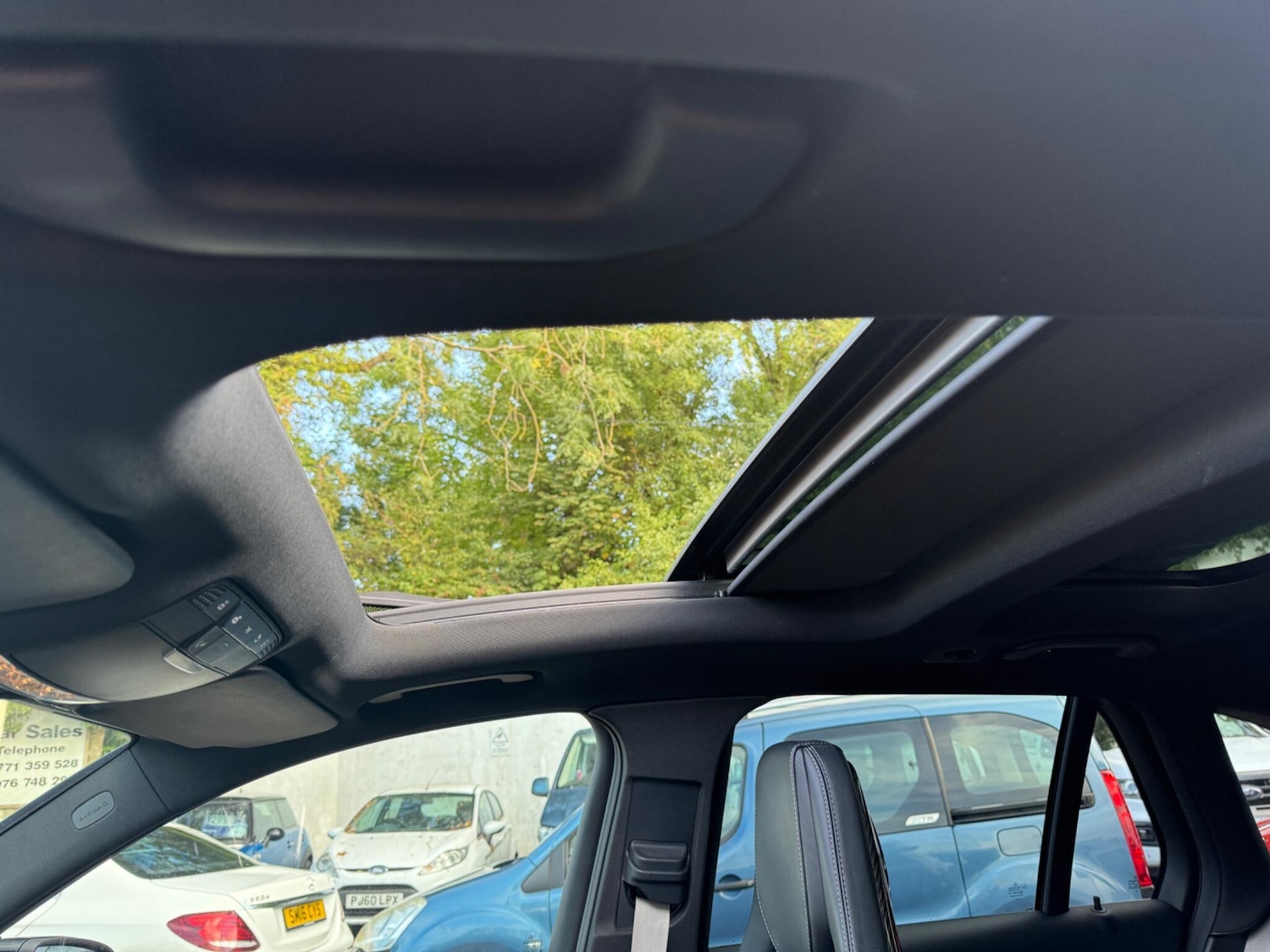 Used Mercedes-Benz GLC 2018 for sale - 76752952: Photo 20