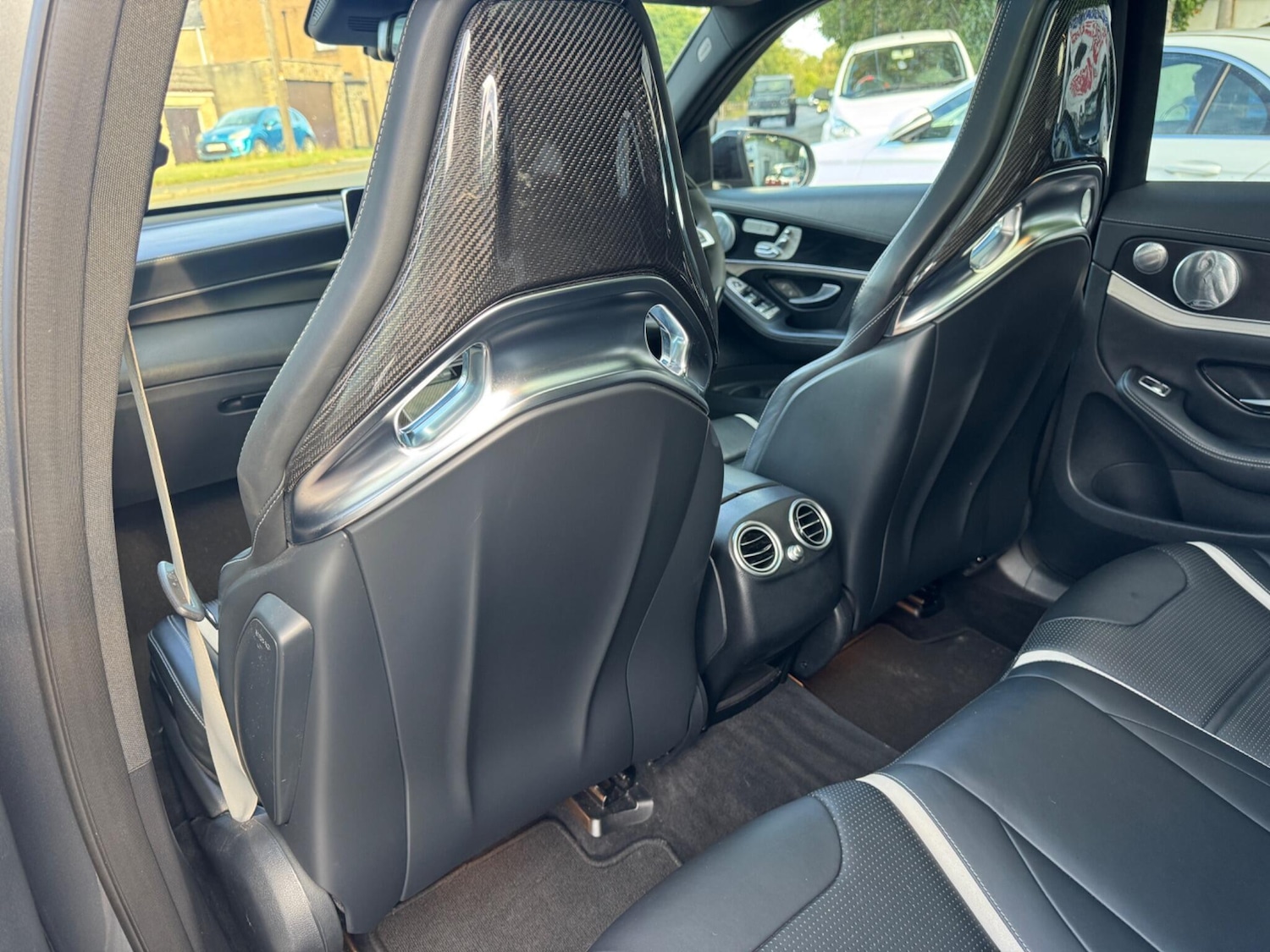 Used Mercedes-Benz GLC 2018 for sale - 76752952: Photo 9