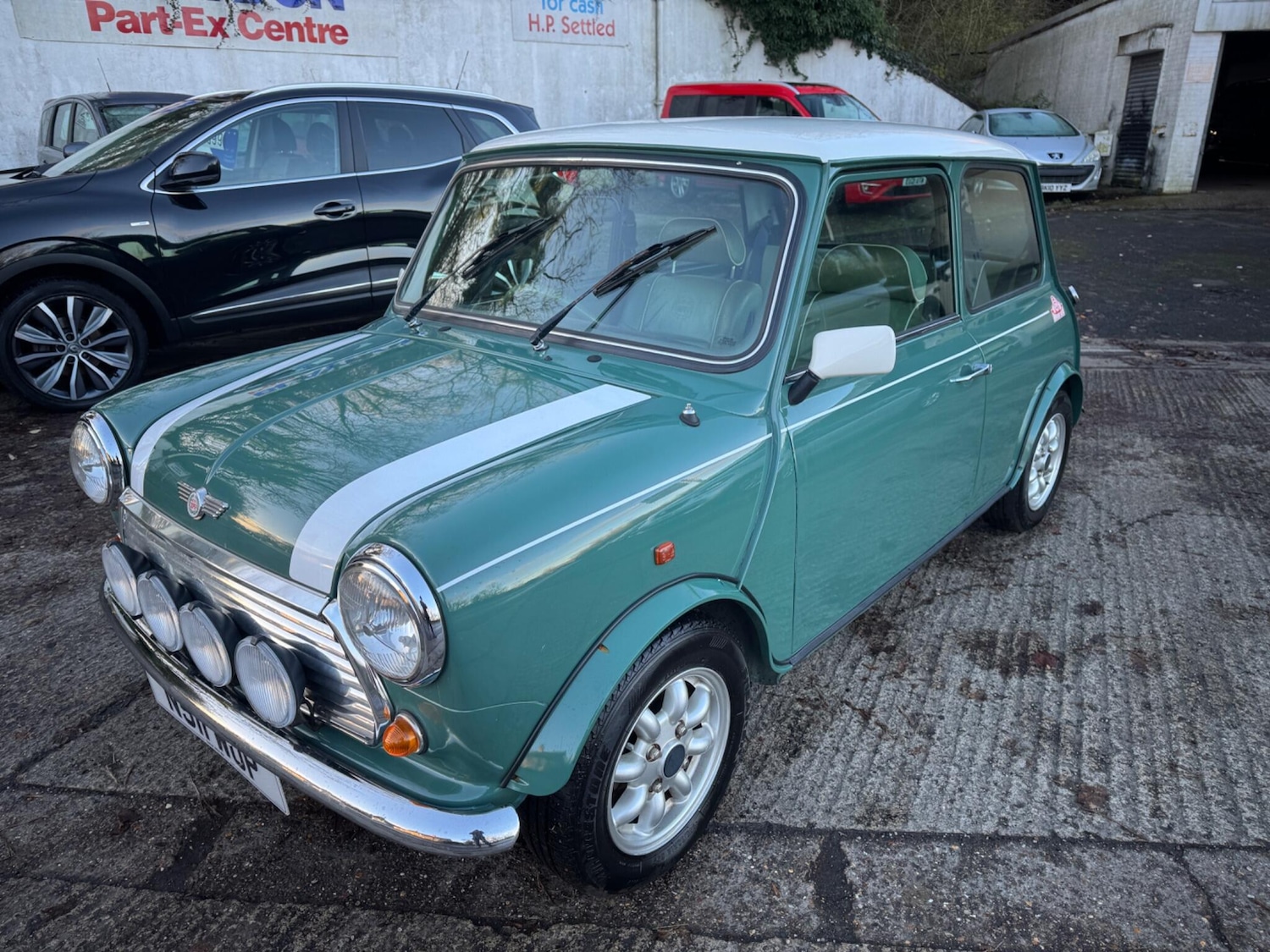 Used MINI Cooper 2021 for sale - 76780583: Photo 1