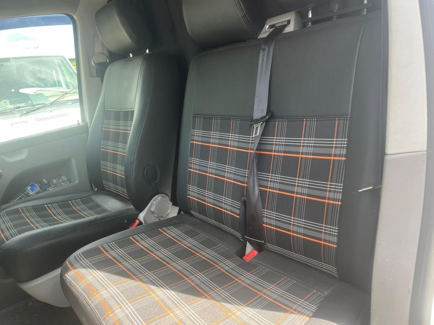 Used Volkswagen Transporter 2011 for sale - 76550834: Photo 10