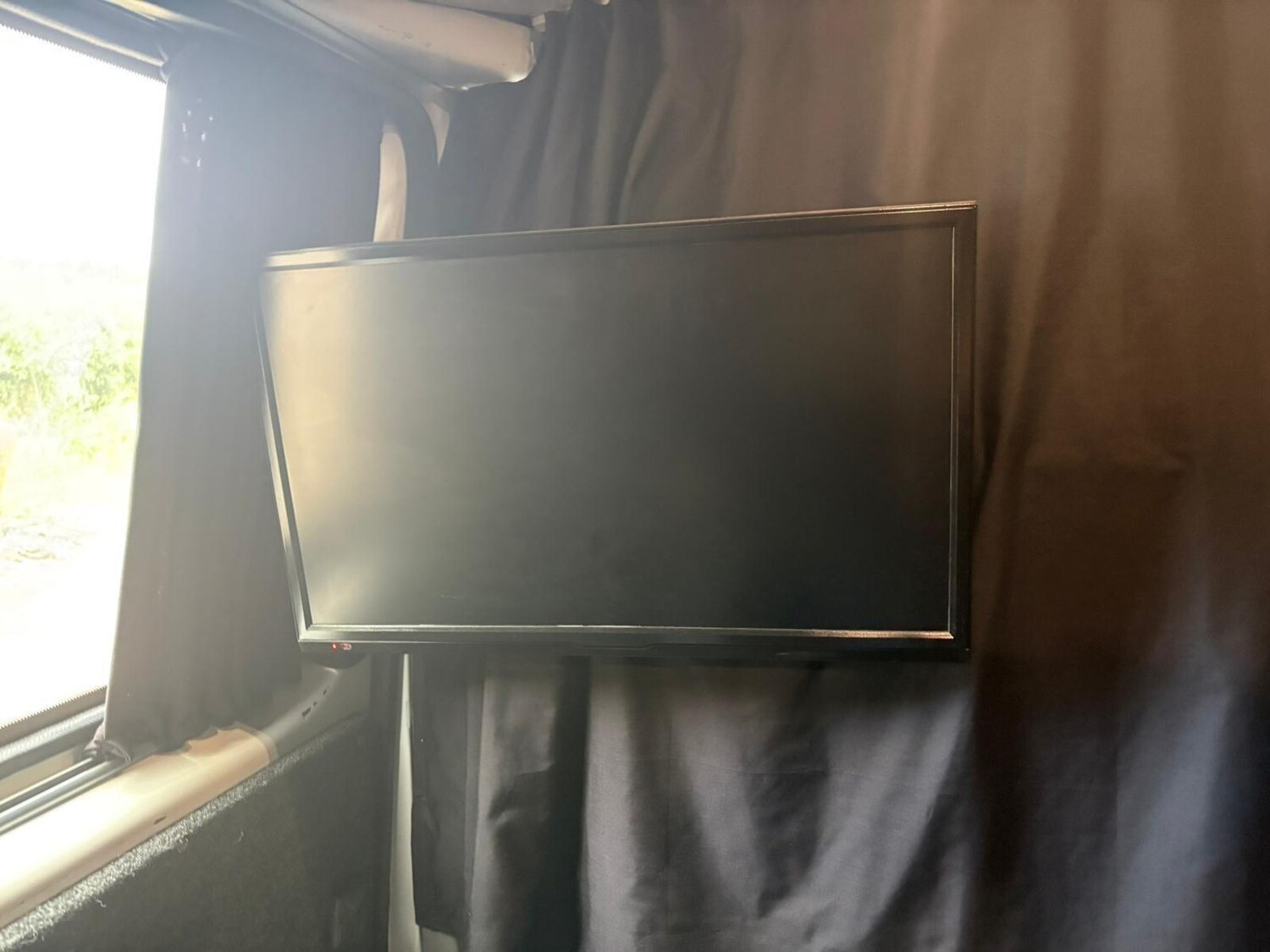 Used Volkswagen Transporter 2011 for sale - 76550834: Photo 17