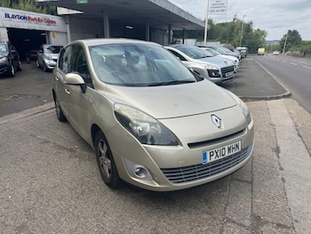 2010 (10) - 1.5 dCi Dynamique TomTom Euro 4 5dr