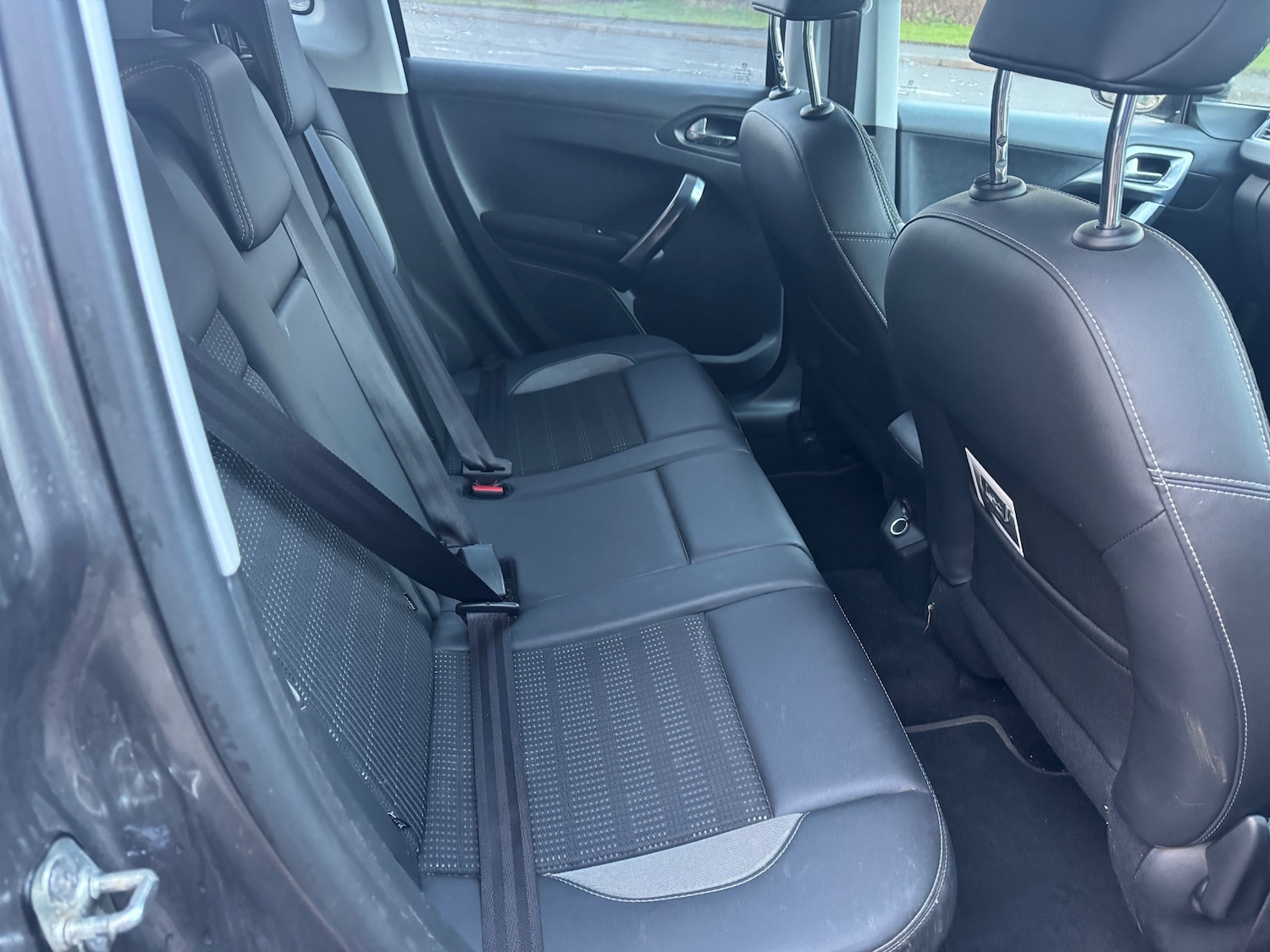 Used Peugeot 2008 2015 for sale - 77231687: Photo 10