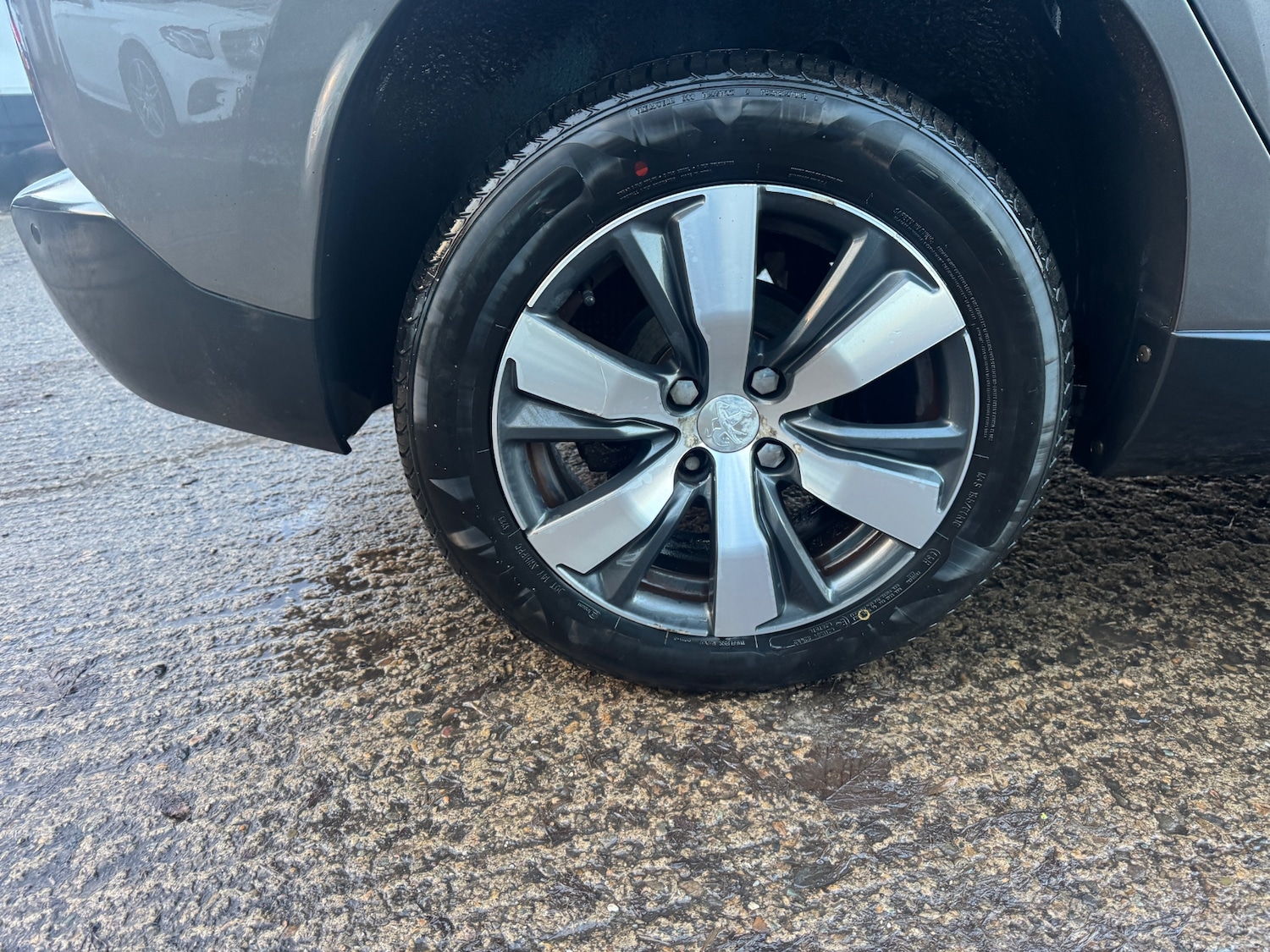 Used Peugeot 2008 2015 for sale - 77231687: Photo 14