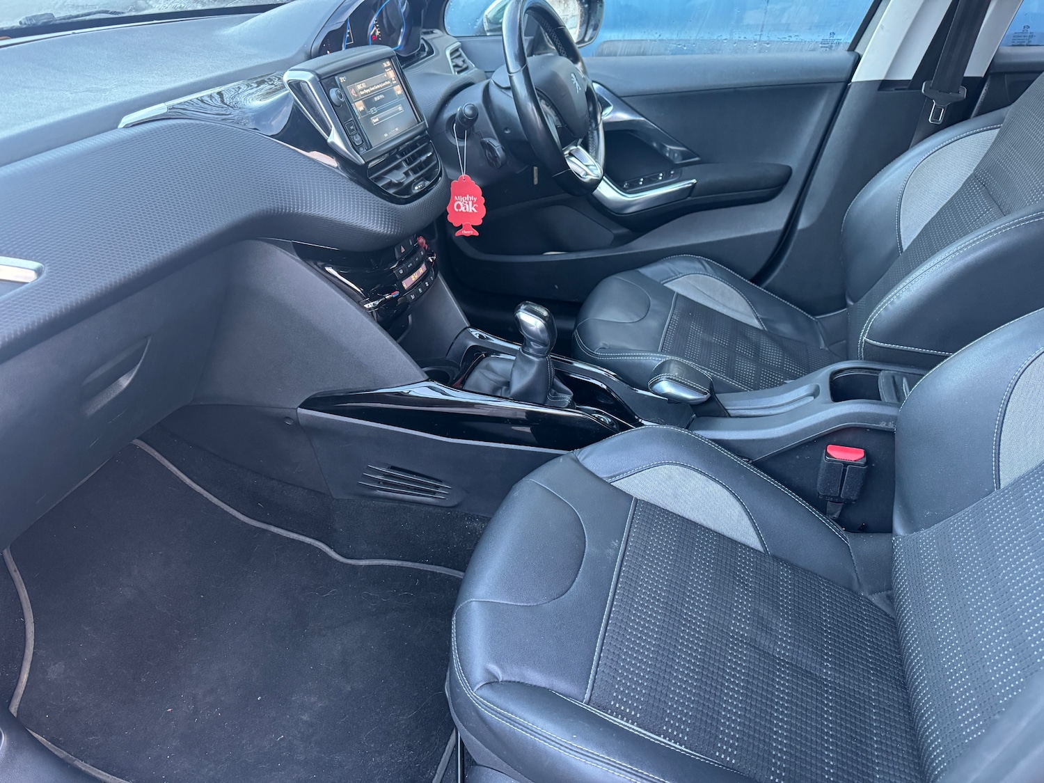 Used Peugeot 2008 2015 for sale - 77231687: Photo 8