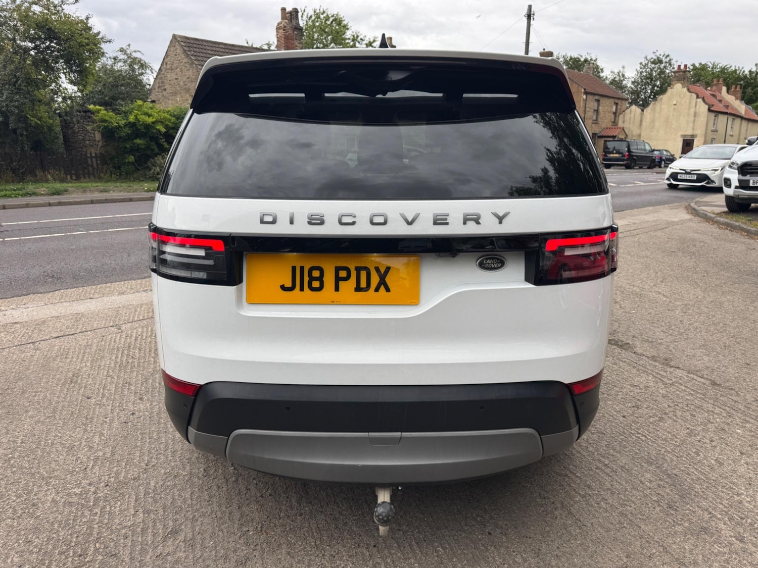 Used Land Rover Discovery 2018 for sale - 77143723: Photo 4