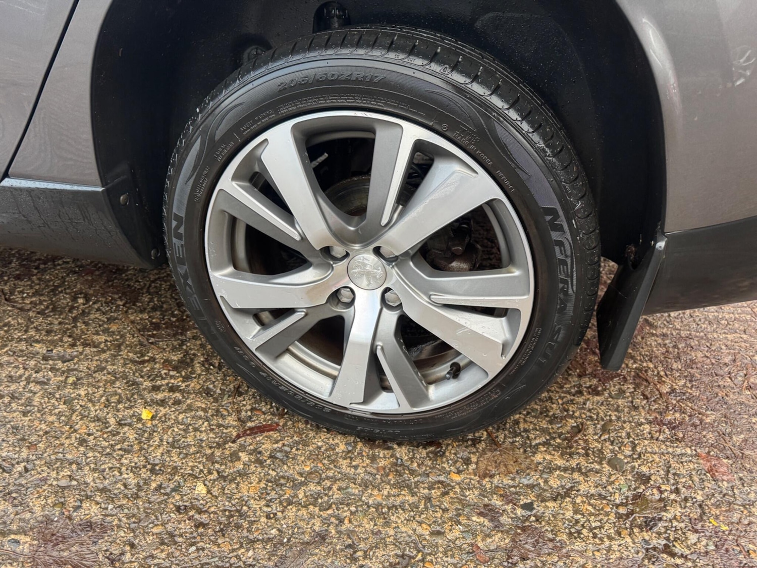 Used Peugeot 2008 2015 for sale - 76824899: Photo 16