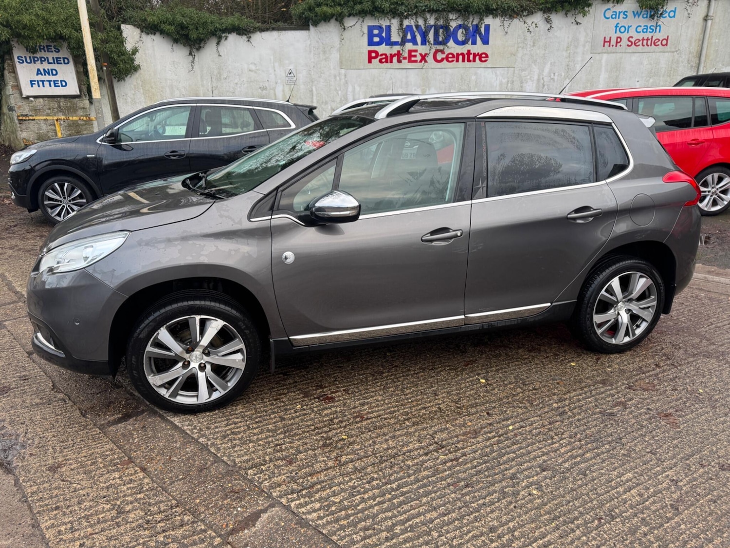 Used Peugeot 2008 2015 for sale - 76824899: Photo 17