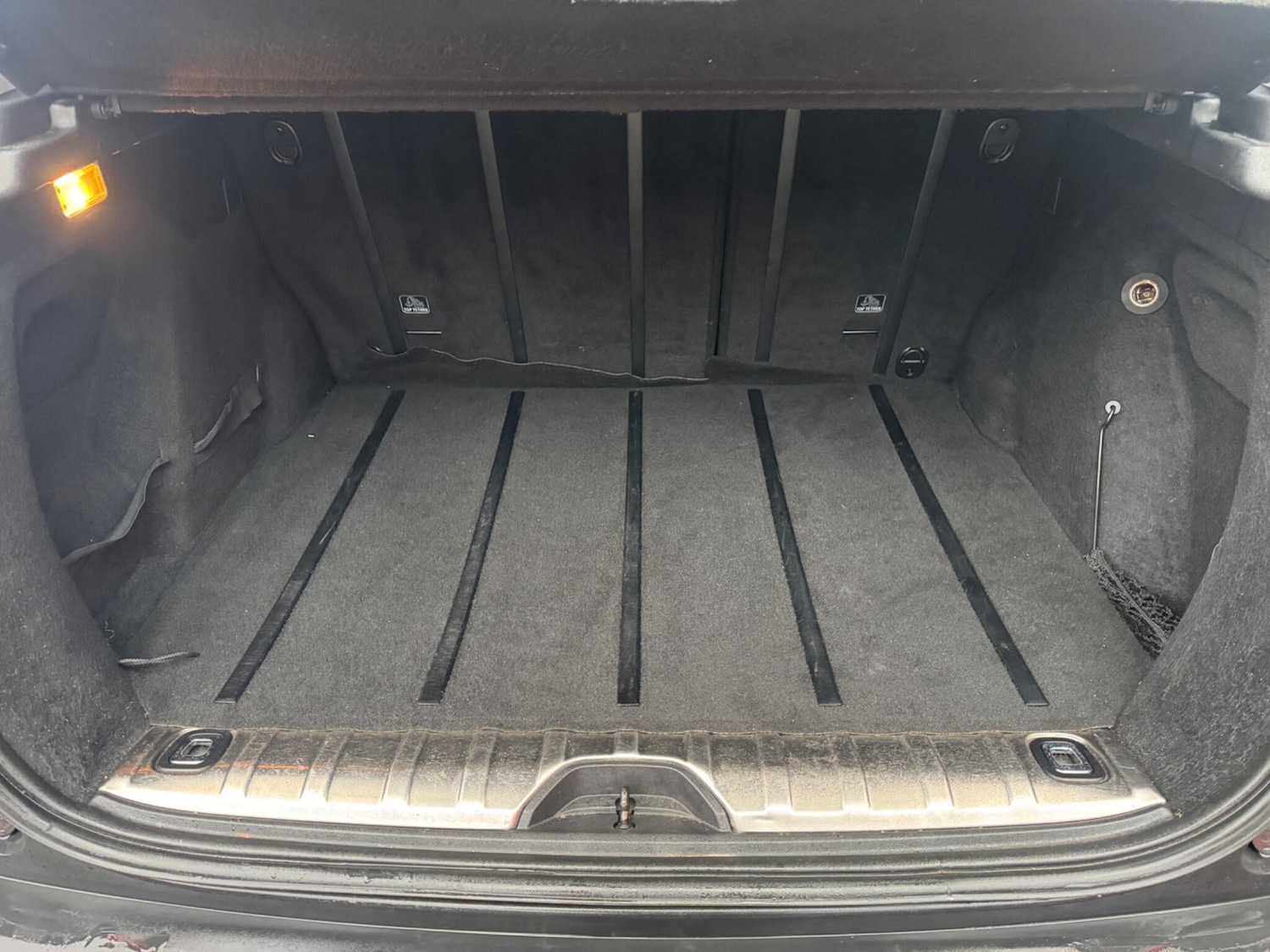 Used Peugeot 2008 2015 for sale - 76824899: Photo 9