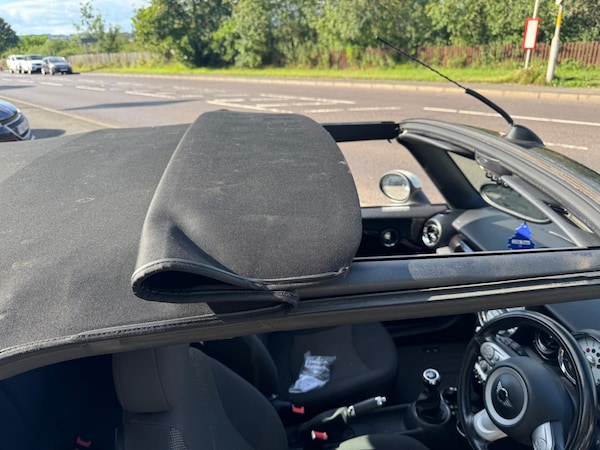 Used MINI Convertible 2010 for sale - 75401304: Photo 17