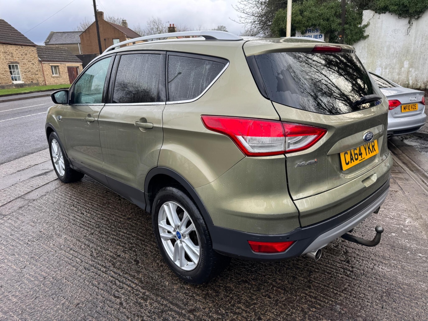 Used Ford Kuga 2014 for sale - 77143301: Photo 6