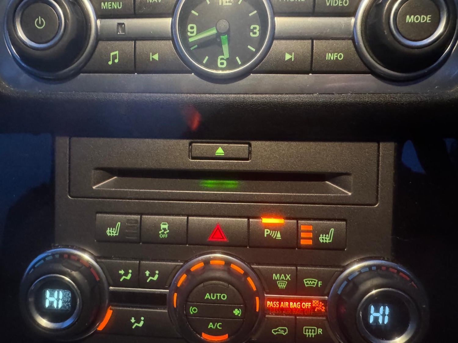 Used Land Rover Range Rover Sport 2011 for sale - 77629405: Photo 11