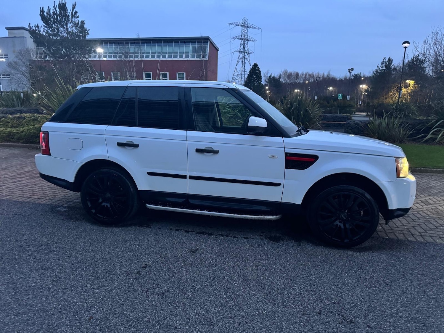 Used Land Rover Range Rover Sport 2011 for sale - 77629405: Photo 22