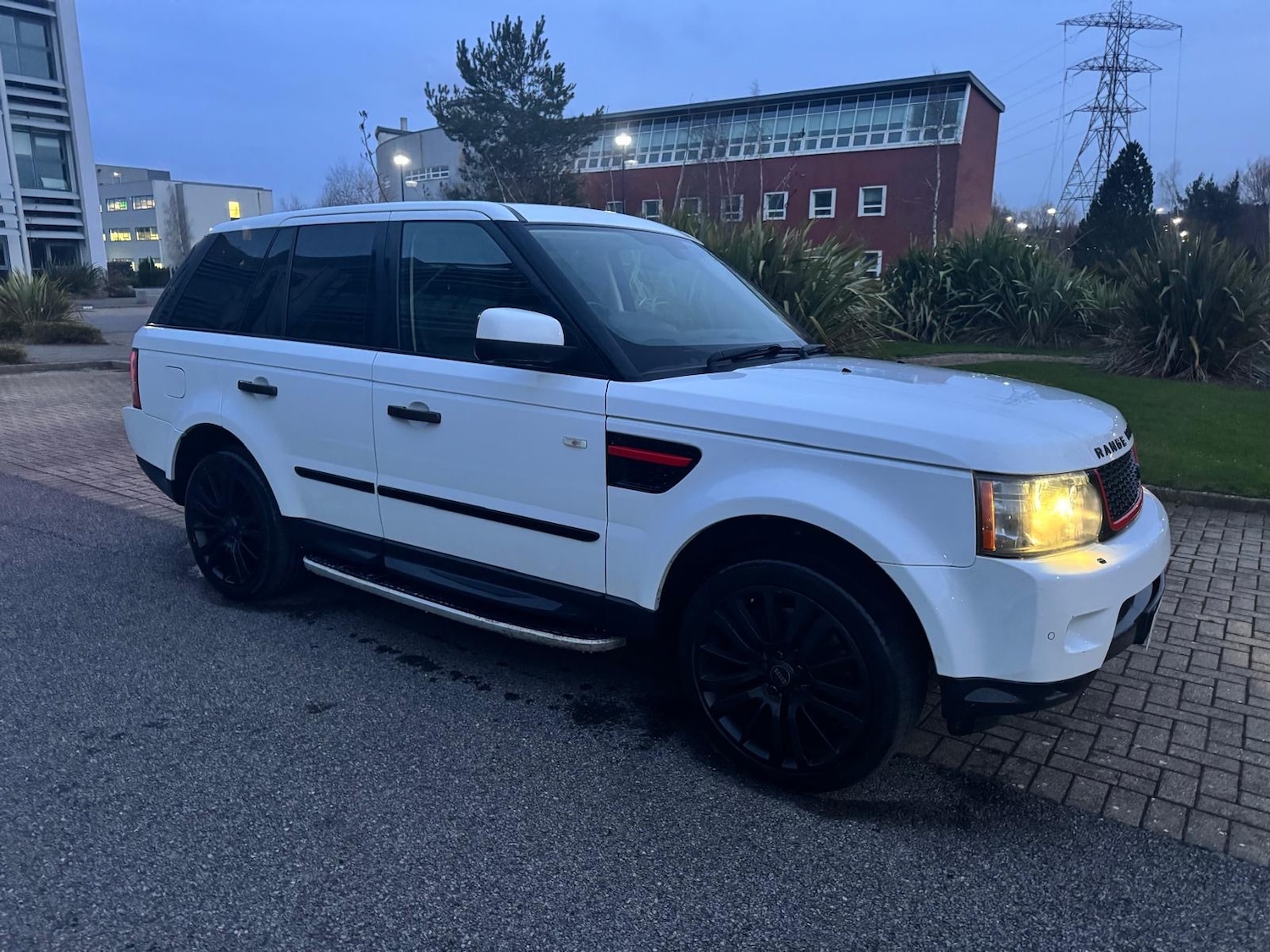 Used Land Rover Range Rover Sport 2011 for sale - 77629405: Photo 23