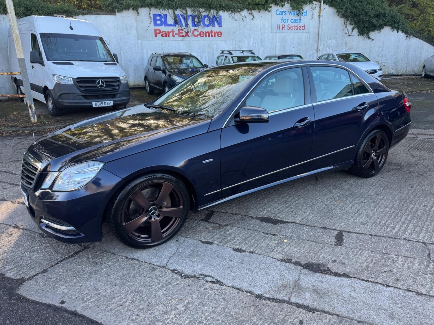 Used Mercedes-Benz E Class 2011 for sale - 76388580: Photo 15