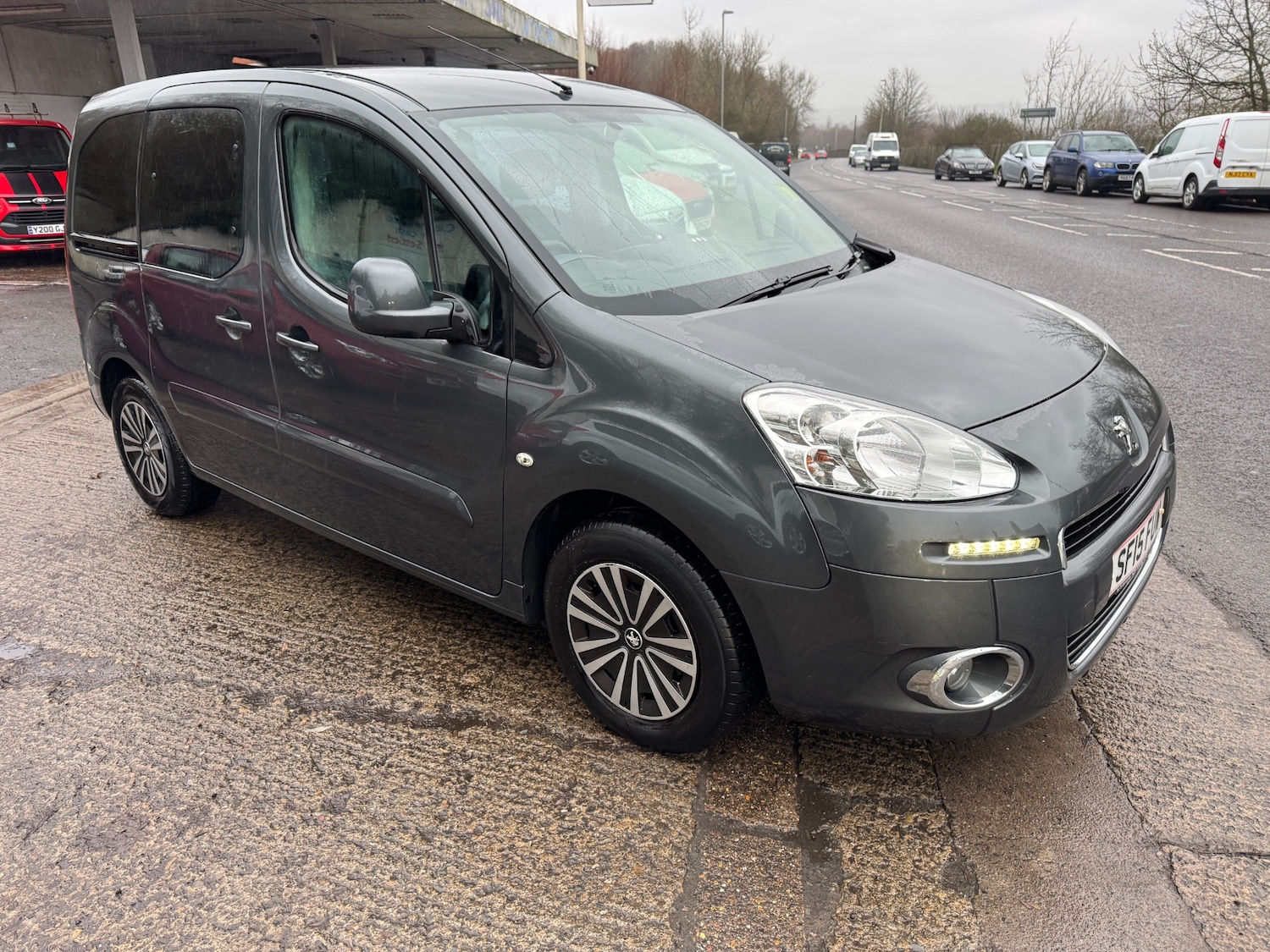 Used Peugeot Partner Tepee 2015 for sale - 77274156: Photo 1