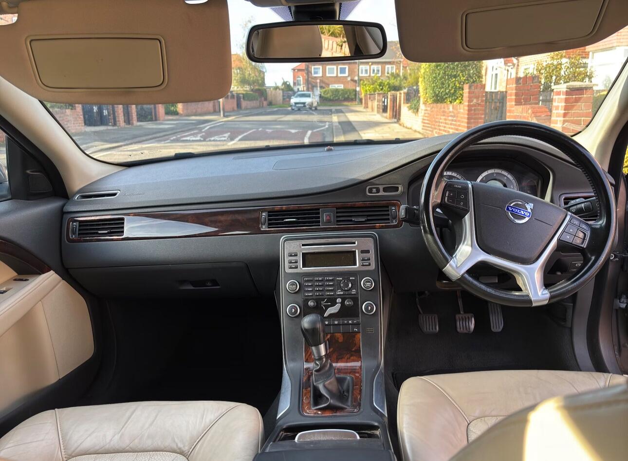 Used Volvo V70 2010 for sale - 76472524: Photo 7