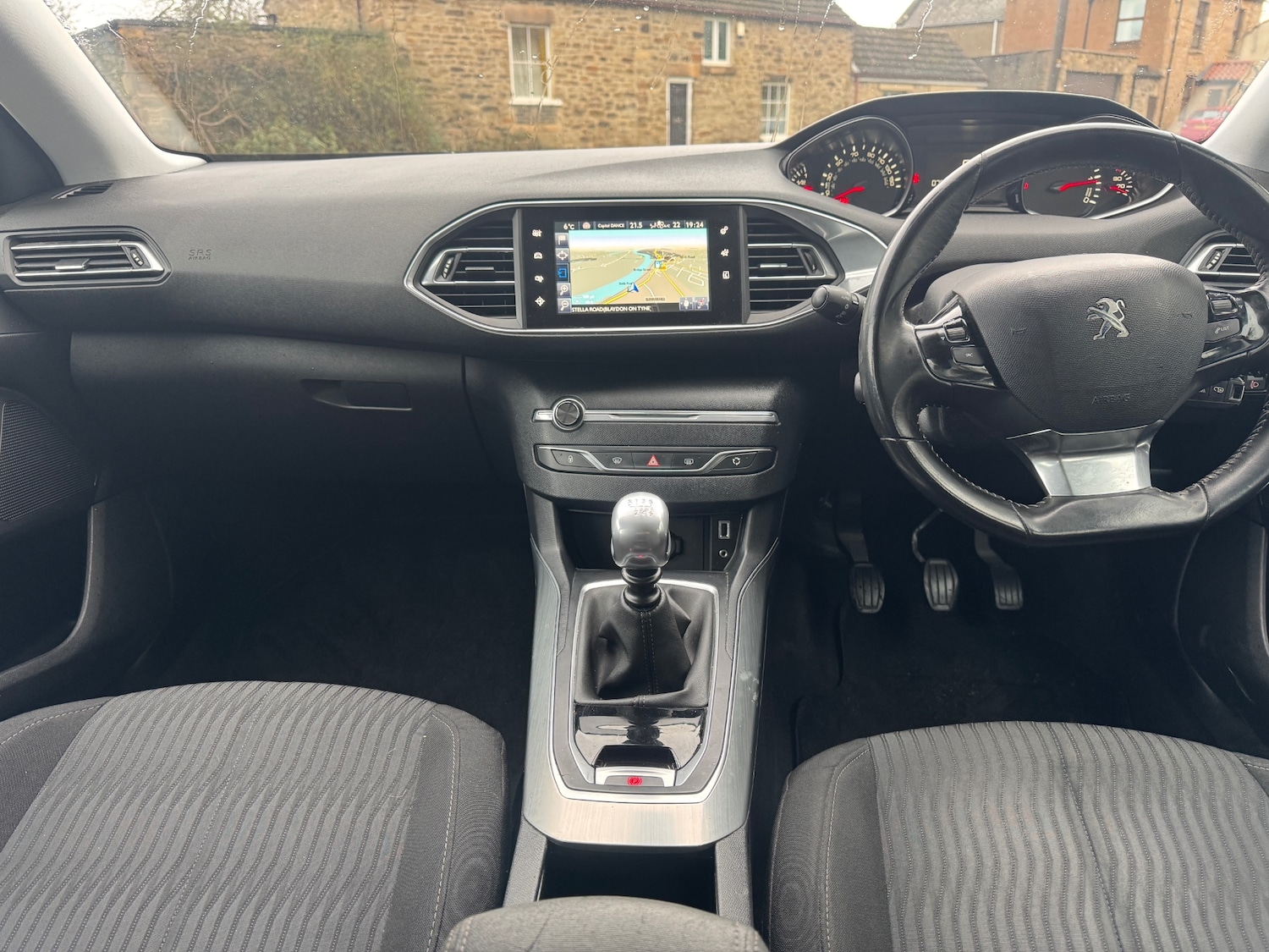 Used Peugeot 308 2015 for sale - 77271888: Photo 9