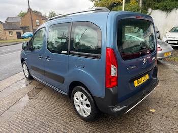 Used Citroen Berlingo 2011 for sale - 75781274: Photo
