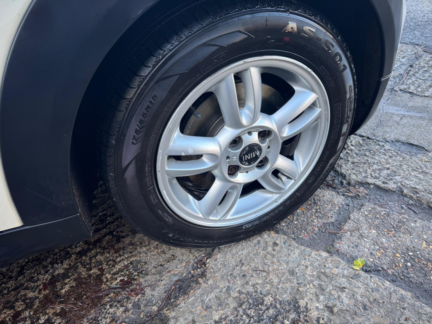 Used MINI Hatch 2011 for sale - 76658653: Photo 14